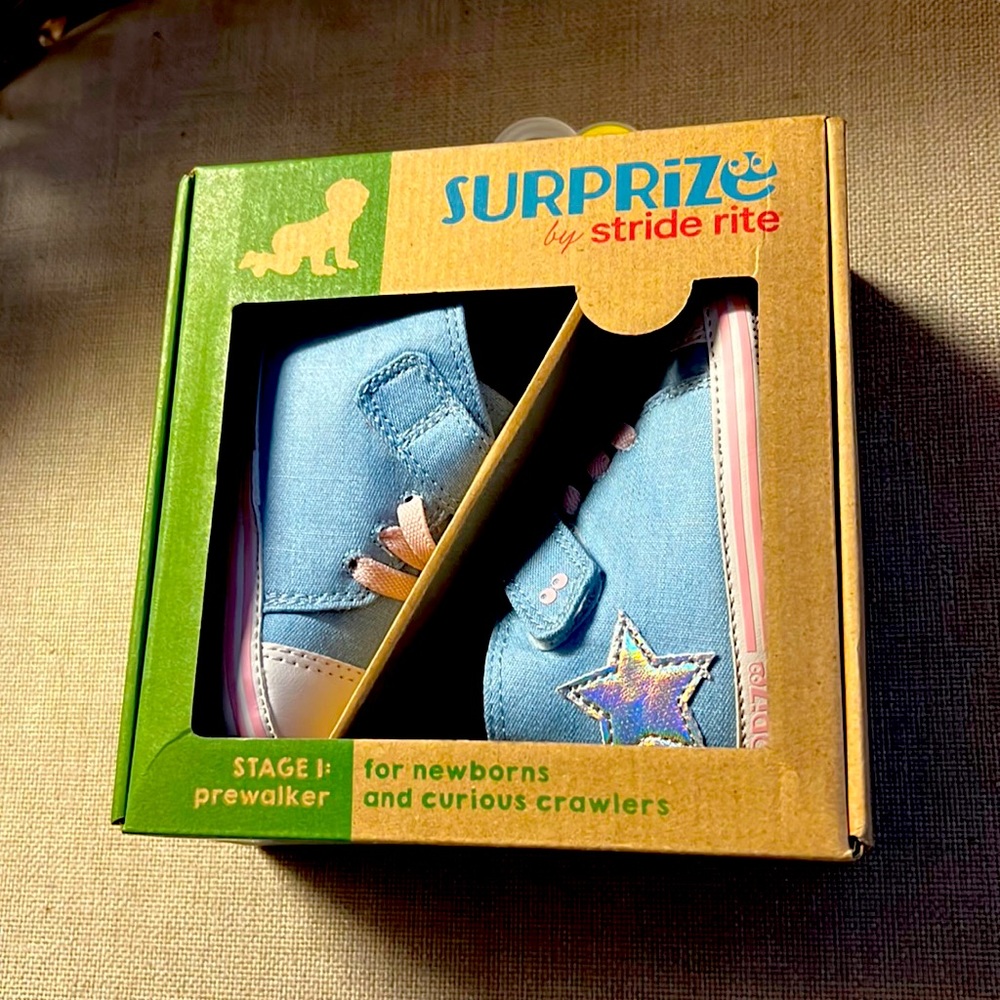 New Surprize by Stride Rite Baby Girl Denim Shoes with Stars 12-18 Months NWT